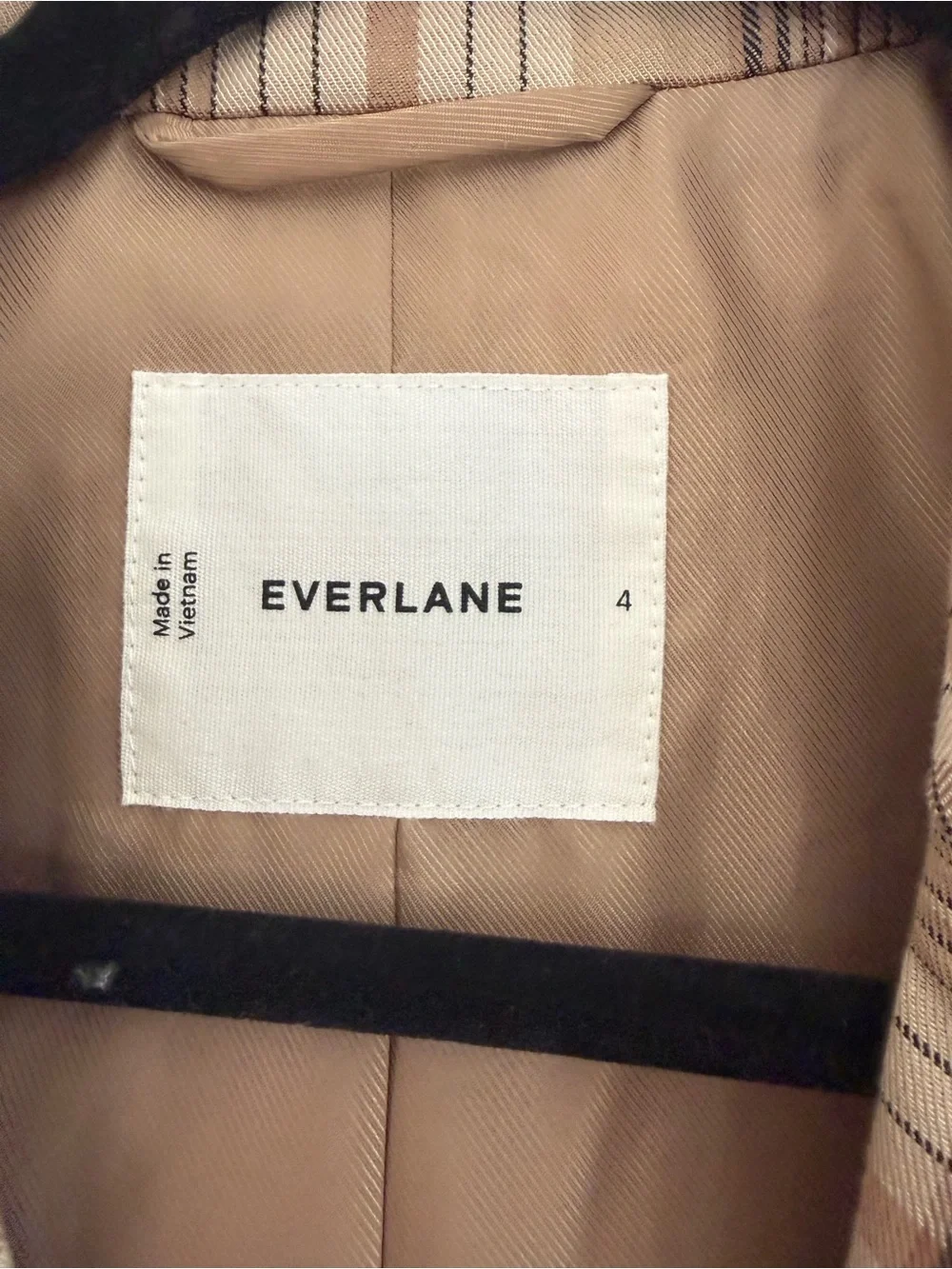 Everlane Blazer Oversized in Buttersmoth Pale Khaki Plaid